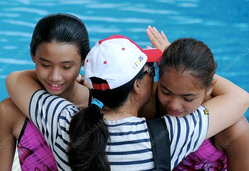 SUK11_11072012_TERJUN1