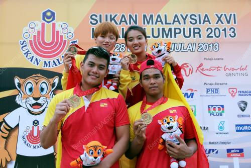 SUK12_06072013_BOLA_TAMPAR