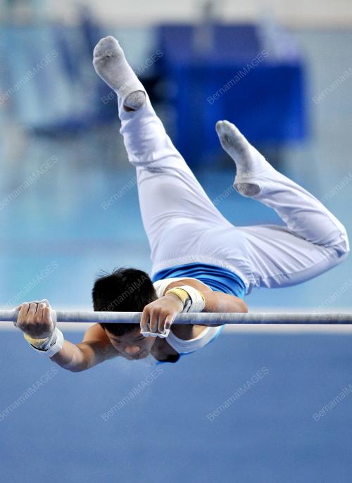 SUK15_10072012_GIMNASTIK5