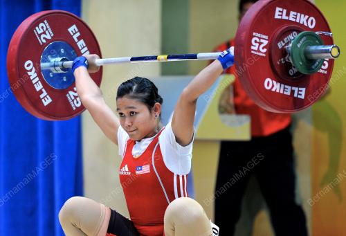 SUK19_11072012_ANGKAT_BERAT4