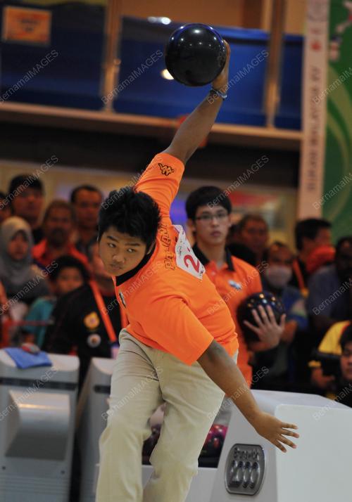 SUK32_09072012_BOLING