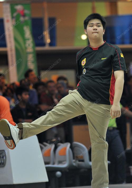 SUK33_09072012_BOLING
