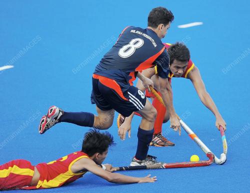 SUK34_09072012_HOKI