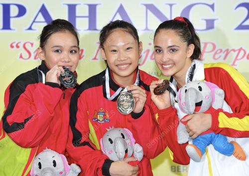 SUK35_10072012_GIMNAS