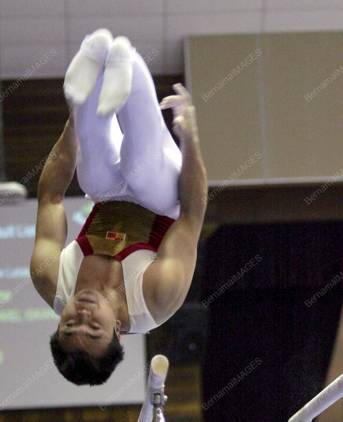 GIMNASTIK LELAKI SUKMA