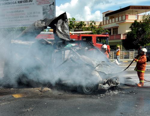 AMBULAN TERBAKAR