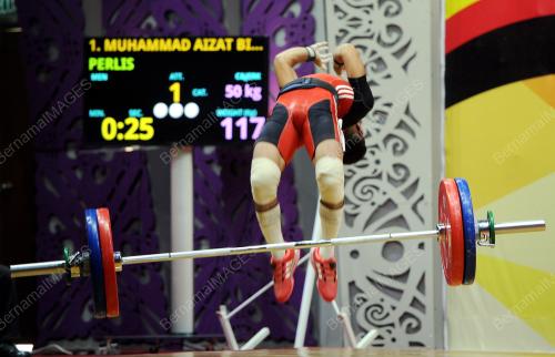 SUKMA08_22072016_ANGKAT_BERAT