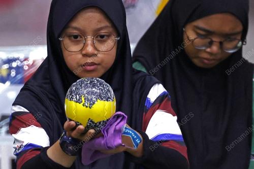 SUKMA:BOLING PADANG
