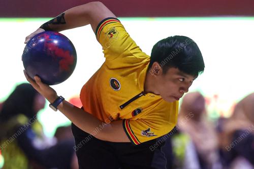 SUKMA : TENPIN BOLING