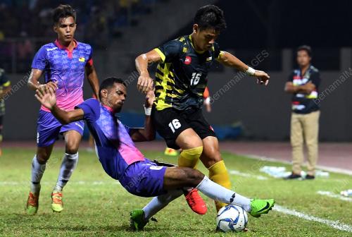 SUKMA26_12092018_BOLA