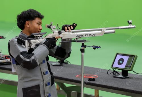 SUKMA : MENEMBAK