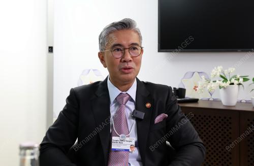 TENGKU DATUK SERI ZAFRUL TENGKU ABDUL AZIZ
