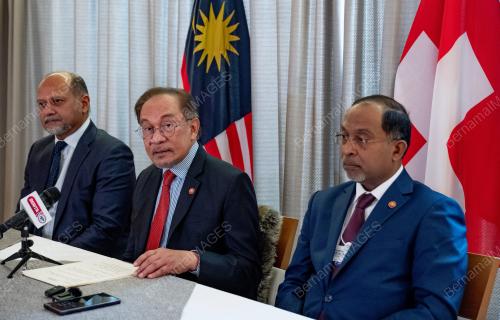DATUK SERI ANWAR IBRAHIM