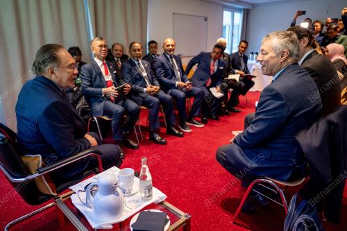 DATUK SERI ANWAR IBRAHIM