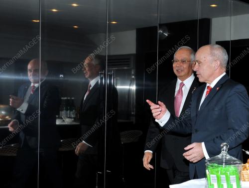 SWZ08_25112012_PM