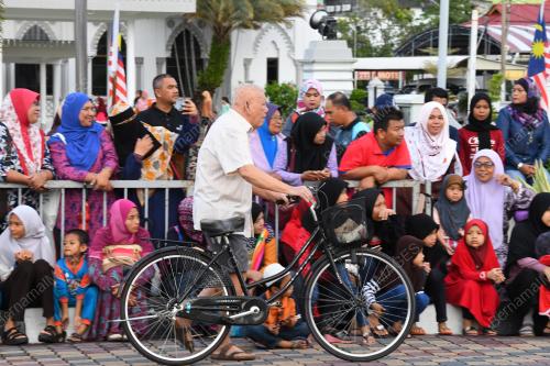 TABAL03_20102018_PERARAKAN