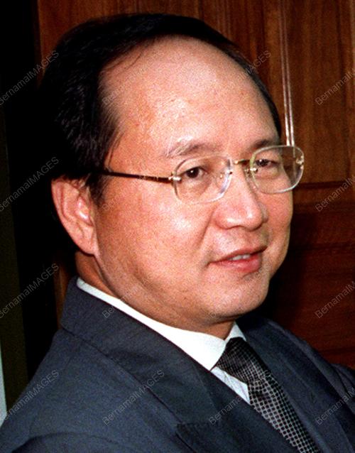 TAN_SRI_BERNARD_DOMPOK_11012016