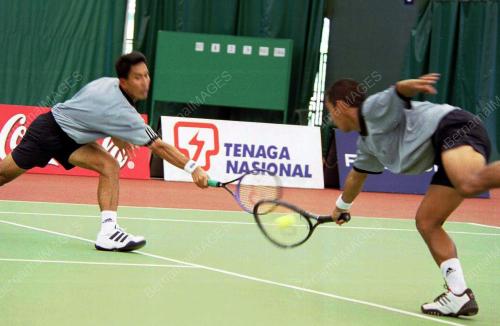 TE01-16_09_2001_TENNIS_02022016
