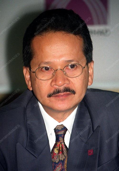 TENGKU_DR_MOHD_AZZMAN_07012016