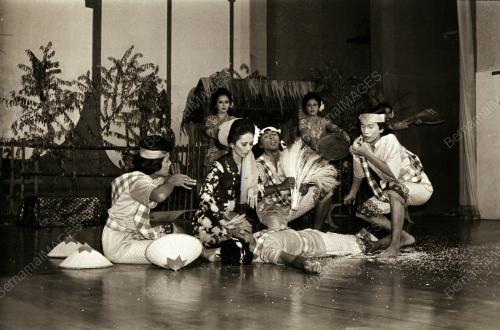 TARIAN KEBUDAYAAN TERENGGANU