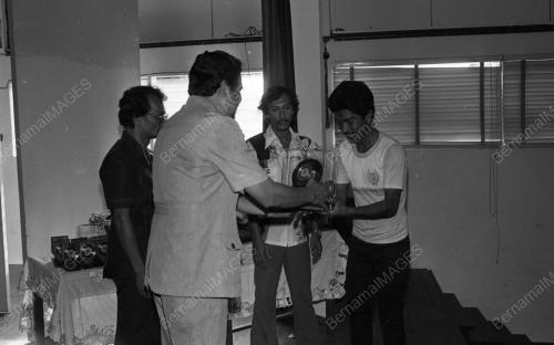 TG01_14012015_PEMENANG_BASIKAL