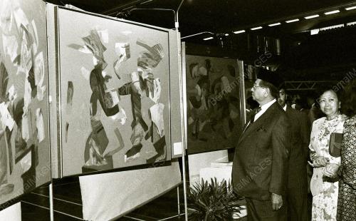 TG01_160390_PAMERAN