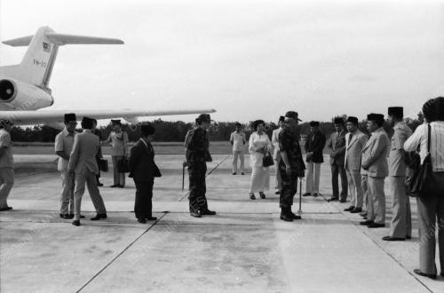 AGONG