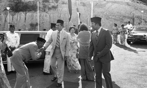 TG01_22012015_RASMI_KOMPLEKS