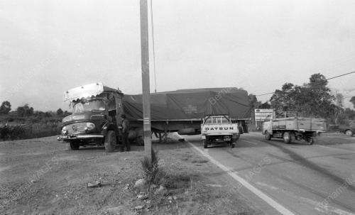 TG01_24022015_LORI_KEMALANGAN
