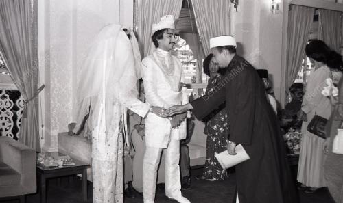 ISTIADAT BERSIRAM DAN SANTAP