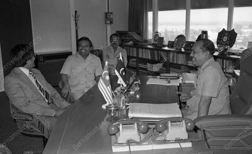 PEJABAT MENTERI BESAR TERENGGANU