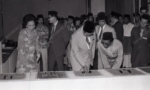SULTAN MAHMUD