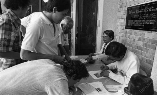 TG02_05022015_BANK_BUKA
