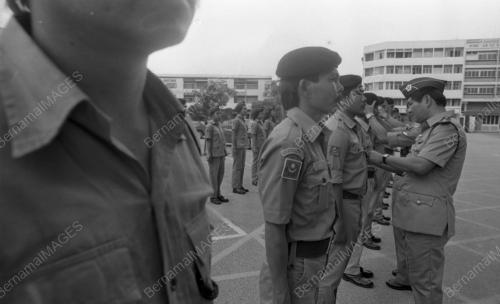 TG02_05022015_PERTAHANAN_AWAM
