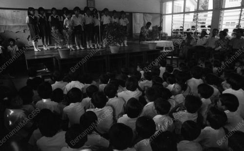 TG02_05022015_TAMAT_PERSEKOLAHAN