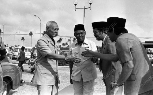 TG02_13032015_AGONG_LAWAT