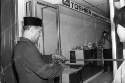 TG02_14012015_BANGUNAN_KOPERATIF