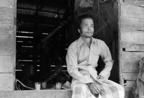 PEGAWAI MUZIUM NEGARA