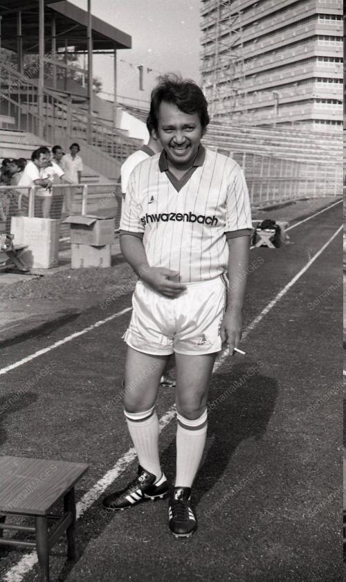 MENTERI BESAR