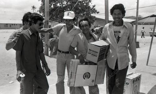 TG03_07012015_FILIPINA_MSIA_WORKERS