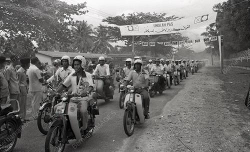 SEKOLAH