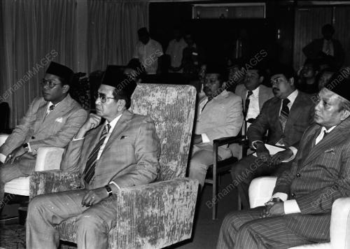 SULTAN TERENGGANU KE RISDA
