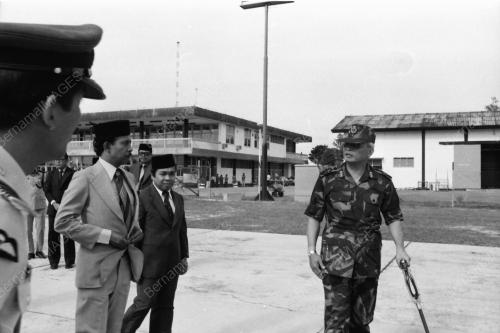 AGONG
