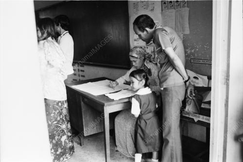 SEKOLAH