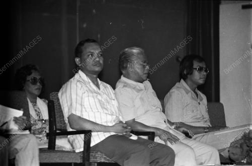 MESYUARAT AGONG KOPERASI