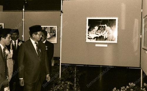 TG04_160390_PAMERAN