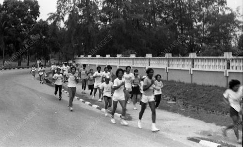 PERLUMBAAN JALAN KAKI KESUMIN