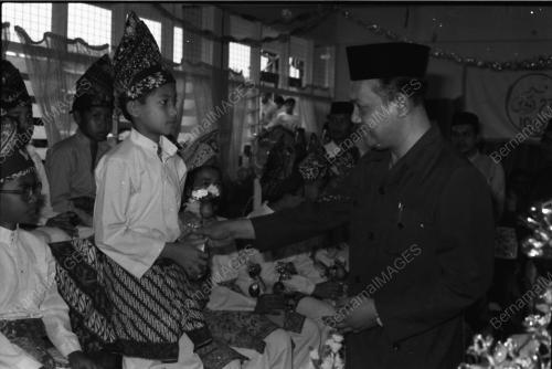 MAJLIS BERKHATAN