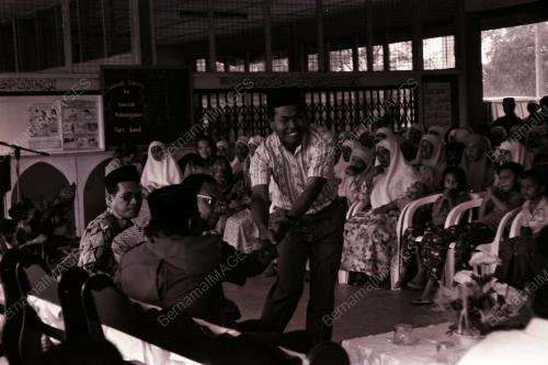 DATUK DR MOHD YUSOF NOOR (MENTERI JABATAN PERDANA MENTERI)