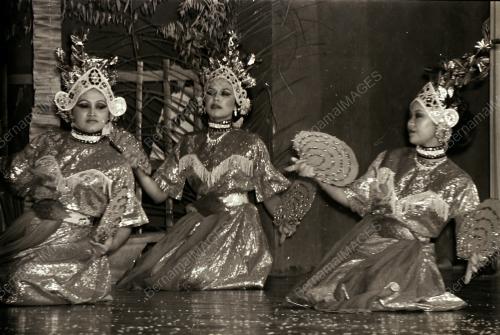 TARIAN KEBUDAYAAN TERENGGANU